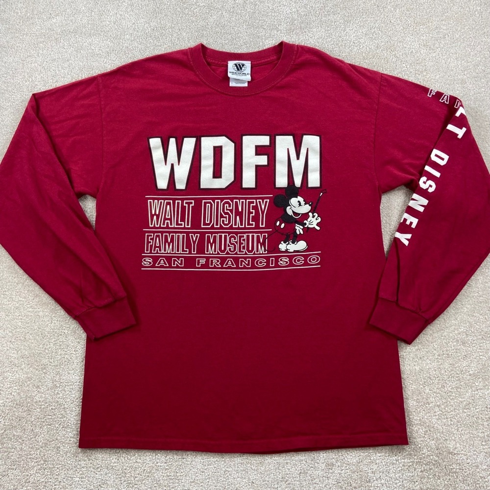 Vintage Walt Disney Family Museum T-Shirt Mens Large‎ Red Long Sleeve Mickey